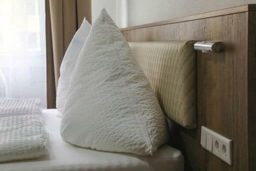 Look Hotel & Rooms Крайлсхайм Екстериор снимка